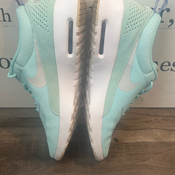 RARE 🌟 💫 😎 2014 Nike Air Max Thea in Glacier Ice with swarovski crystals - Picture 7 of 10